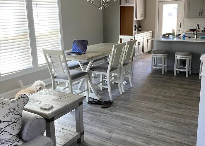 Crystal Coast Cottage - Beaufort